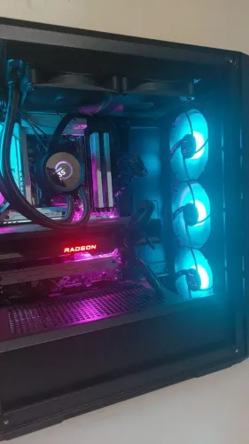 Amd 6750xt 12GB founders Edition
