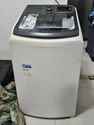 Máquina de lavar Electrolux 14kg