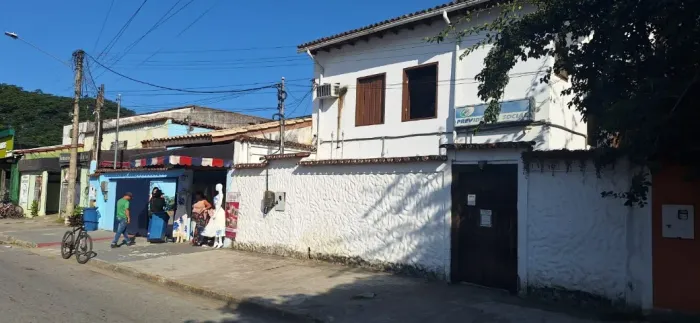 Imóvel comercial à venda ao lado da rodoviária de Paraty/RJ
