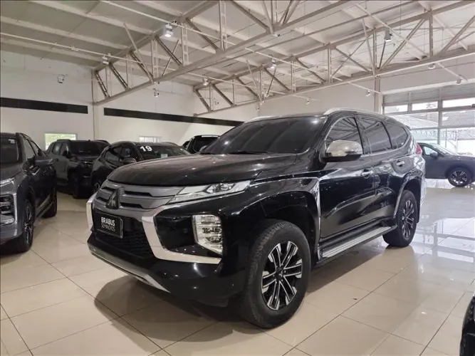 Mitsubishi Pajero Sport HPE 2.5 4X4 Diesel Aut. 2021