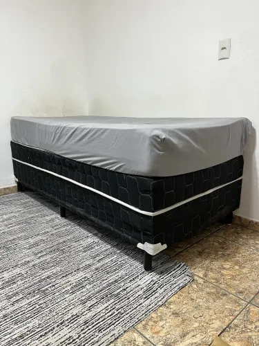 CAMA COM COLCHÃO