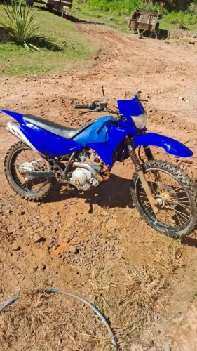 Moto de trilha