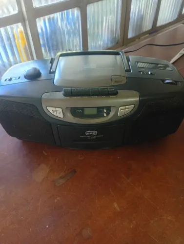 Rádio CCE funcionando ler o anúncio