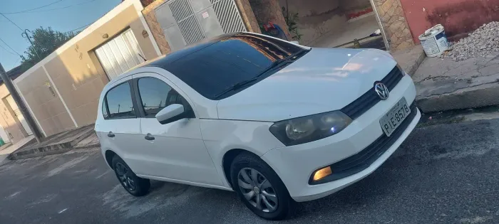 Volkswagen Gol (novo) 1.0 MI Total Flex 8V 4P 2015