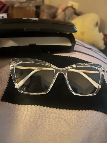 Óculos transparente gatinho