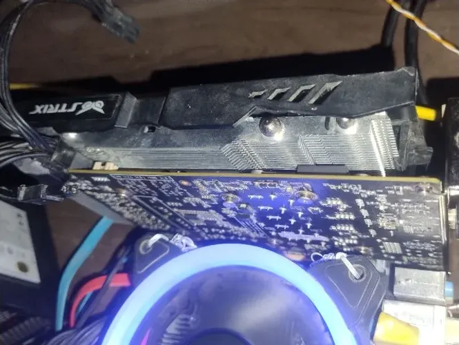 Placa de vídeo GTX1060 6Gb Zotac Mine lê o anúncio direito