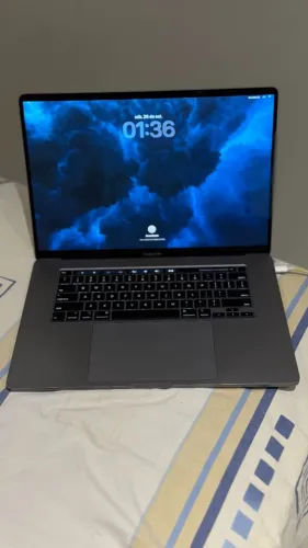 MacBook Pro 16 2019 i7 512 SSD 16GB RAM - Excelente Estado