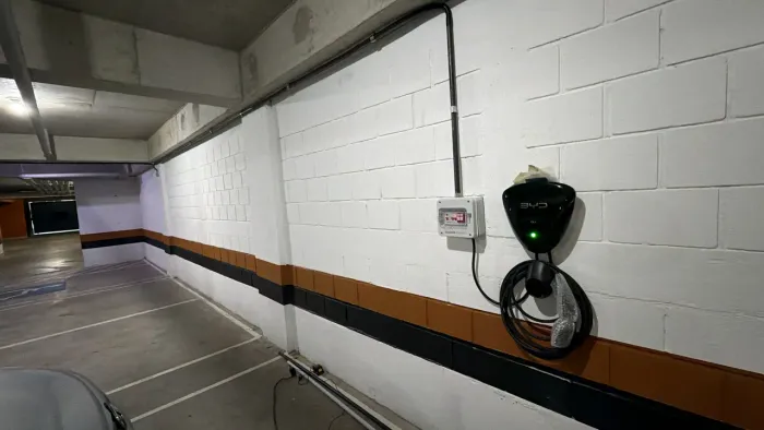 Vaga pra Ajudante de eletricista/refrigerista