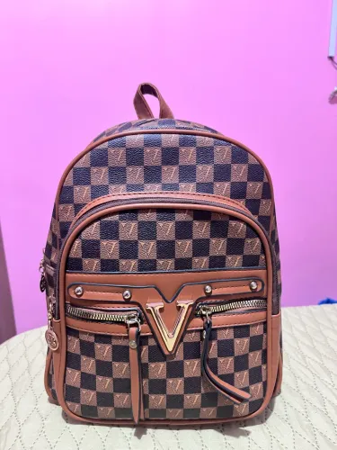 MOCHILA FEMININA PEQUENA XADREZ MARROM
