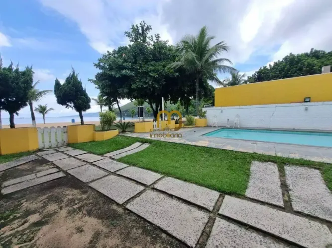 Casa com mobília no condomínio Fazenda Garatucaia - Angra dos Reis - RJ