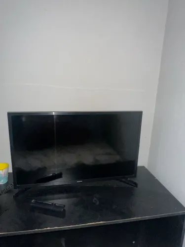 Televisão Samsung 32 polegadas, SmartTV