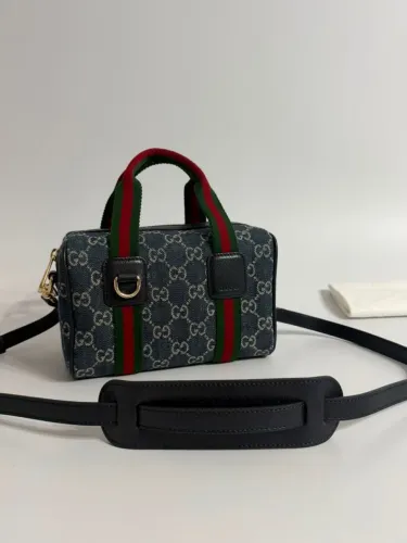 Bolsa mini Gucci em tecido azul e couro legítimo