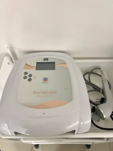 Kit Fisioterapia e Estética Ibramed: Neurodyn III + Sonopulse Compact