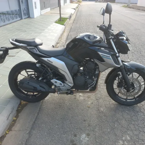 Vende-se Fazer em ótimo estado de conservação