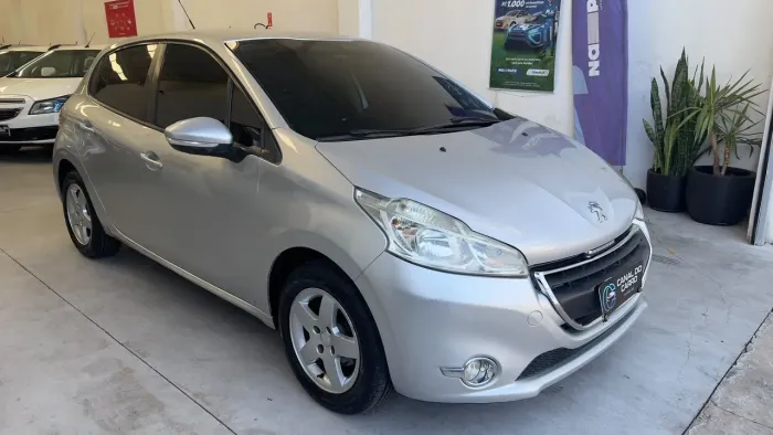 Peugeot 208 Active/active Pack 1.5 Flex 8V 5P 2014