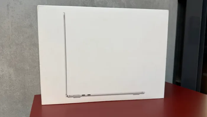 MacBook M5 chip 13? 16/512GB novo (LOJA FÍSICA)