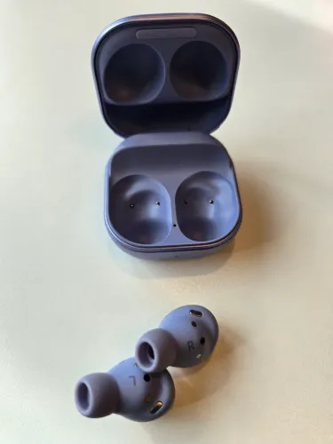 Vendo Galaxy Buds Pro roxo - R$250<br>Retirada Rio2