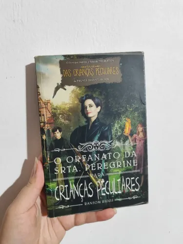 Livro - O orfanato da Srta. Peregrine para Crianças Peculiares