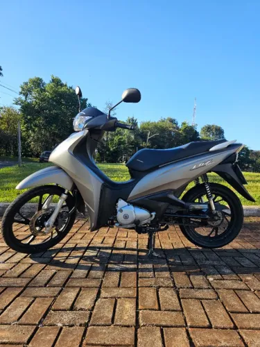 Honda Biz 125 2024 | Único Dono | Financio