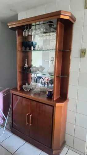 Estante Bar