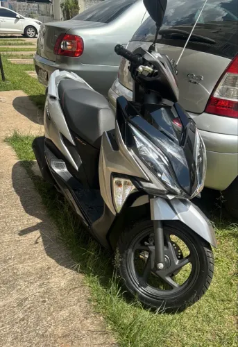 Honda ELITE 2023 - Troco por CARRO