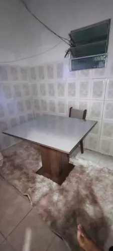 Mesa de jantar 4 cadeiras