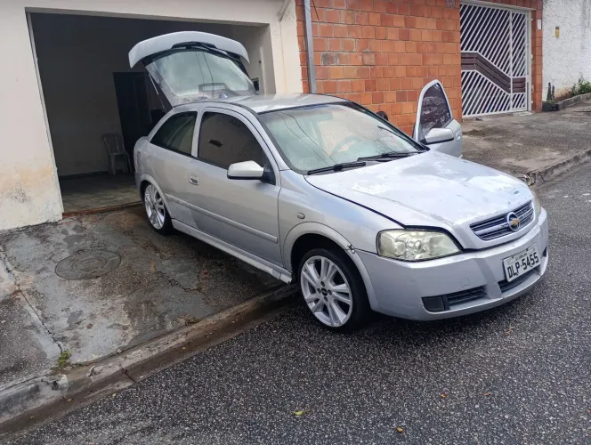 Chevrolet Astra 2.0/ CD/ Sunny/ GLS 2.0 8V 3P 2003
