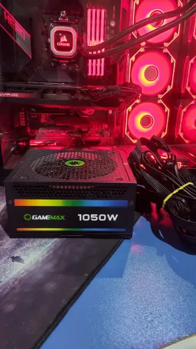 Fonte Gamemax 1050w full modular Gold