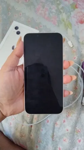 iPhone 13 128GB Branco NOVÍSSIMO!