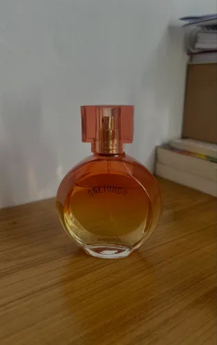 Perfume one touch WePink