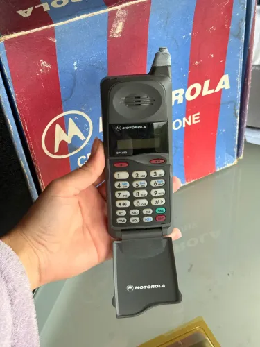 Motorola MicroTAC DPC650