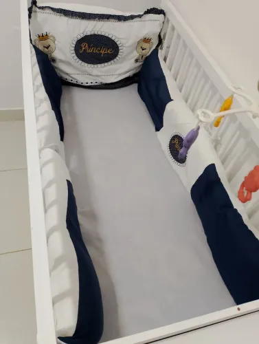 Berço com 2 gavetas. (Nao consigo entregar)