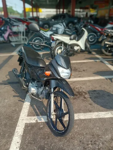 Estou a vende pq comprei uma outra moto...
