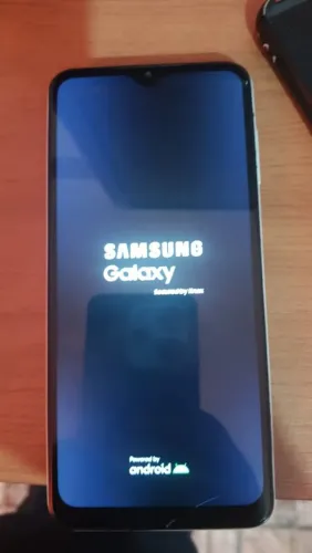 Celular a venda 400.00