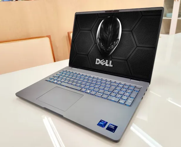 NOTEBOOK DELL PRO 16 CORE 5 13°gr/ TELA 16 Pol 120 Hertz/ 512 NVME