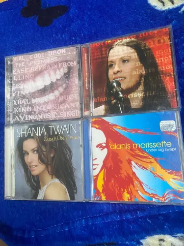 Cds alanis morissette e shania twain