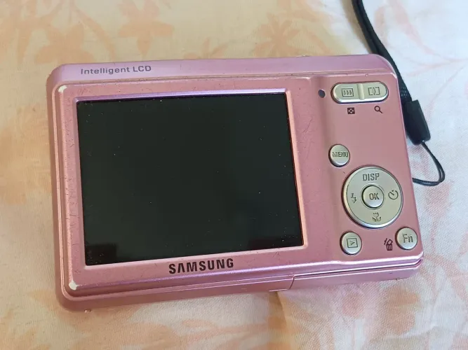 Câmera Samsung ES17 