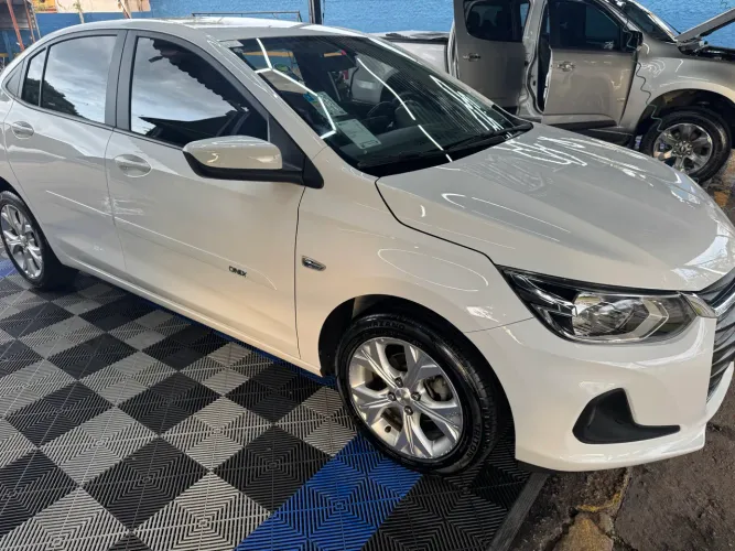 Chevrolet Onix Plus LTZ 1.0 12V TB Flex Aut. 4P 2023