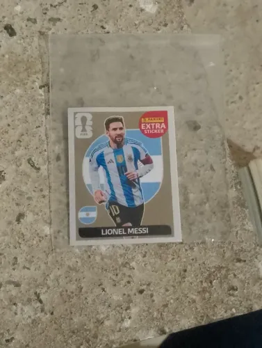 Figurinha do Messi original nova em perfeito estado