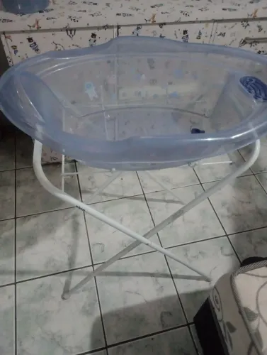 Kit banheira, balde, bacia e suporte masculino