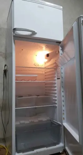 Geladeira Dako antiga.