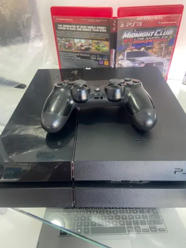 Play 4 com 1 controle 4 jogos, GTA V, futebol, basquete e tenis