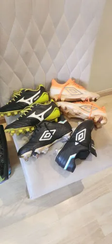 Chuteiras Umbro, Mizuno, venha fazer negócios