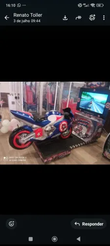 Moto simuladora,3D, para buffet infantil