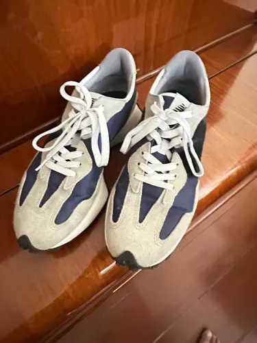 Tênis New Balance 327