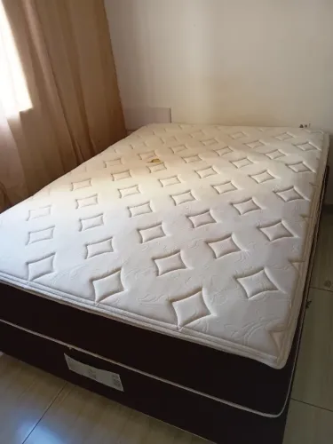 Cama box com detalhe