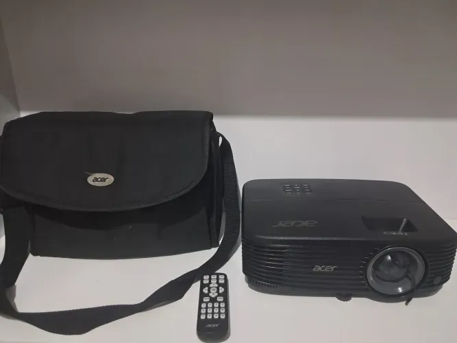 Projetor Acer X1123hp 4000 lumens hdmi bivoltolt