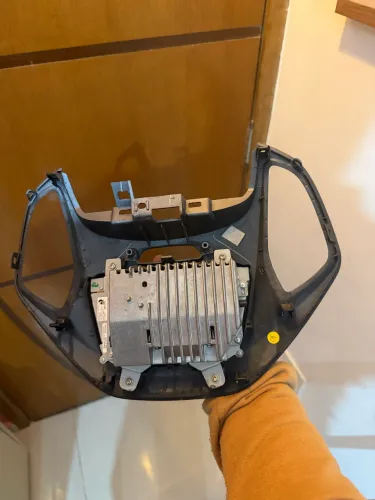 Rádio original com moldura Ford ka 2018