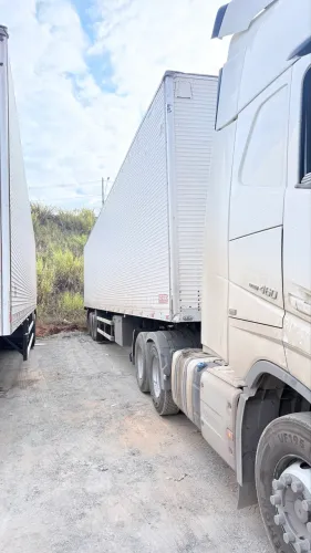 Carreta Baú