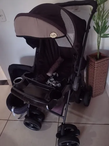 Carrinho+ bebê conforto 